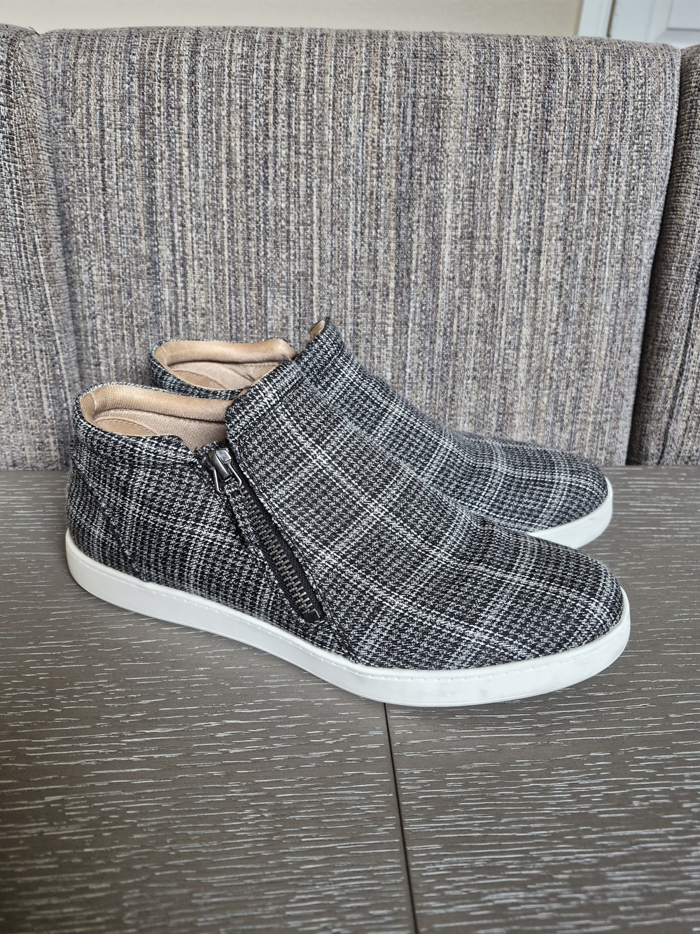 Life Stride Eden Women's Black & White Plaid Slip-On Sneakers